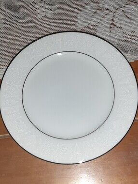 Crown Victoria "Lovelace" Fine China Bread & Butter Dish